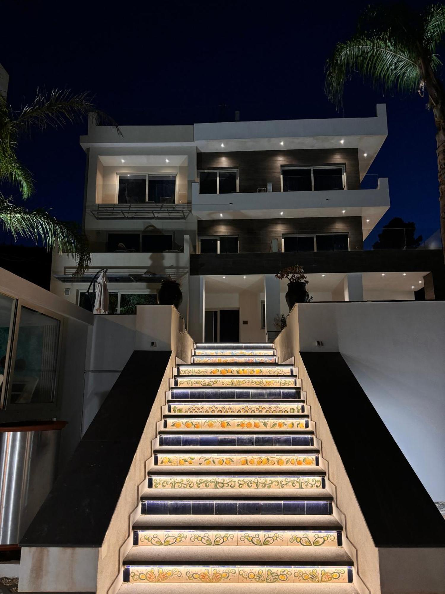 Ig - "Villa Don Antonio" Apartments Джардіні-Наксос Екстер'єр фото