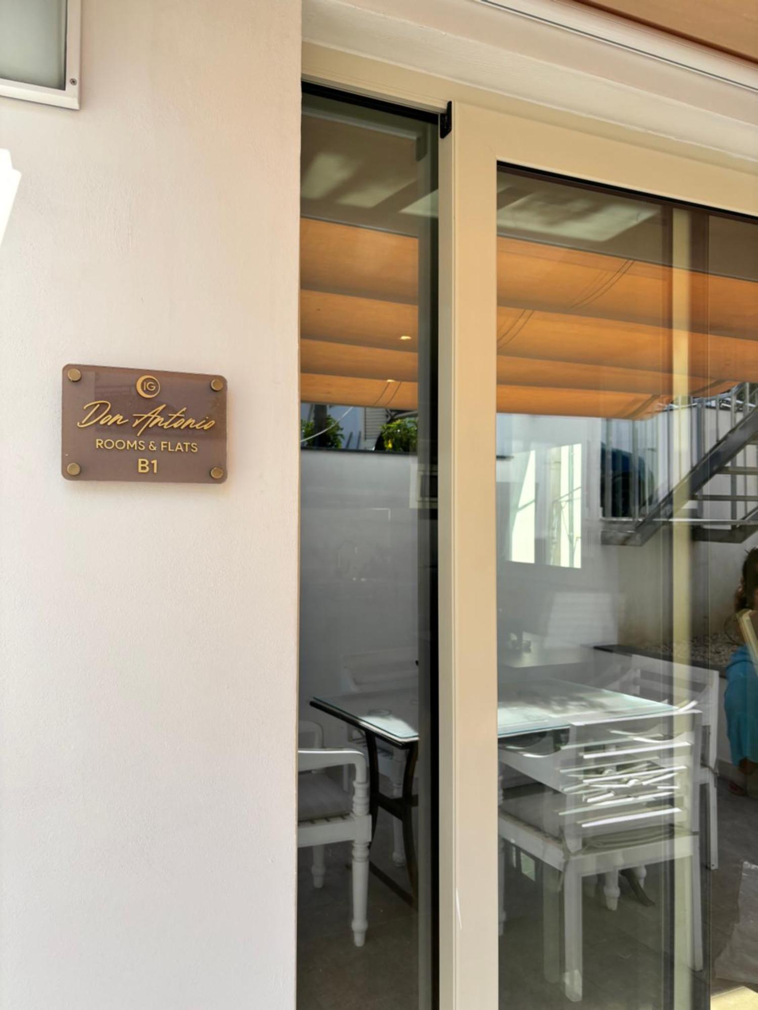 Ig - "Villa Don Antonio" Apartments Джардіні-Наксос Екстер'єр фото